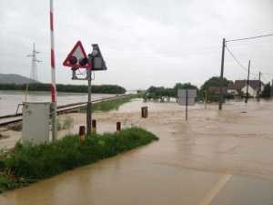 Slika slike-vijesti/2014 godina/POPLAVA/naslovna.jpg